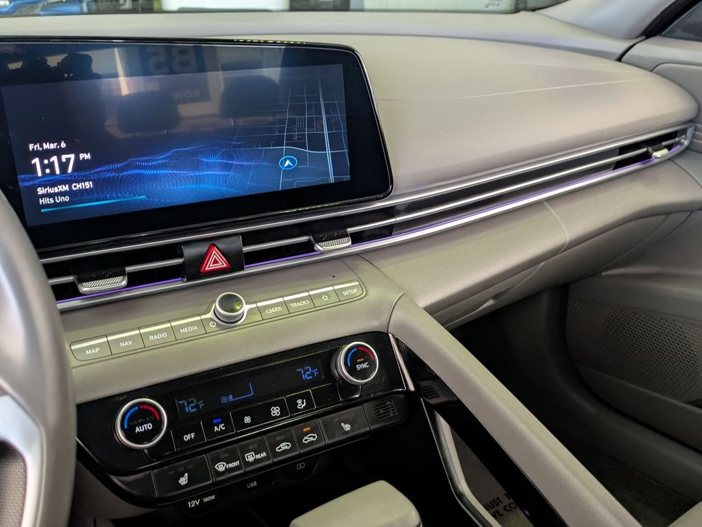 Thumbnail: 2025 Hyundai Elantra - 15