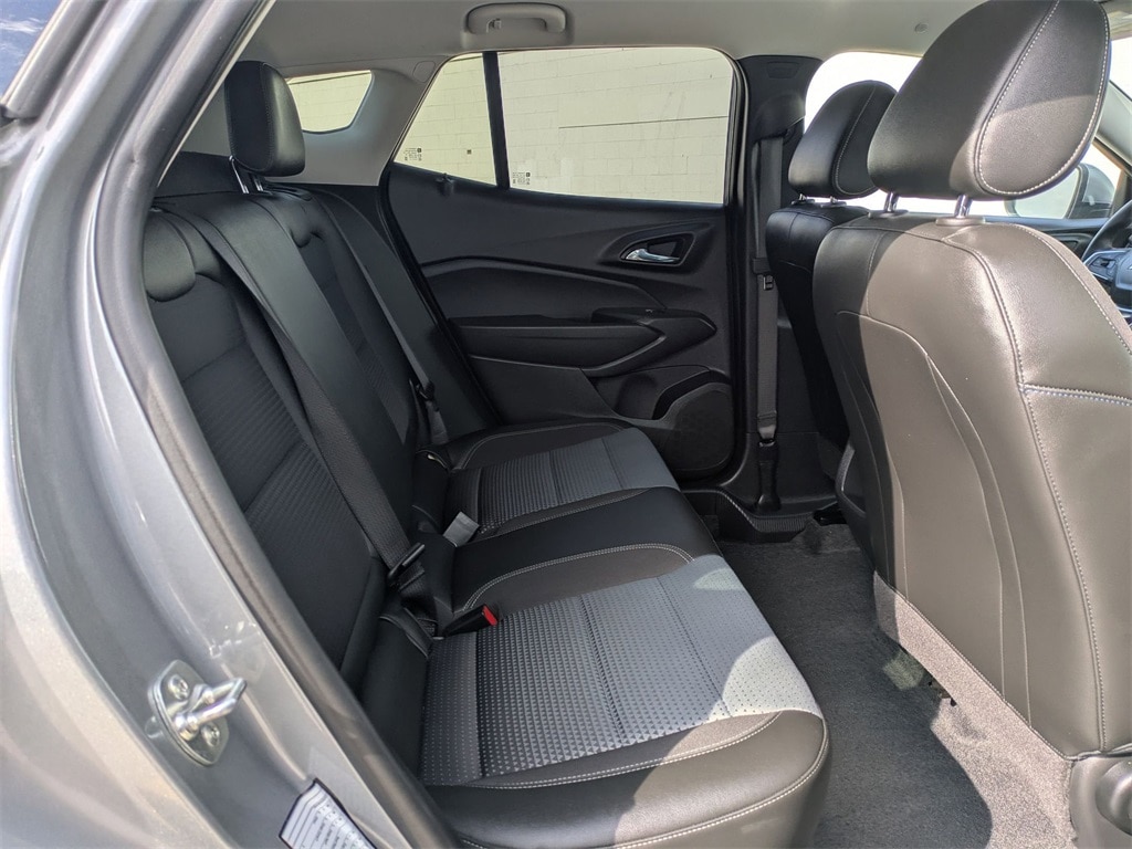 Thumbnail: 2025 Chevrolet Trax - 30