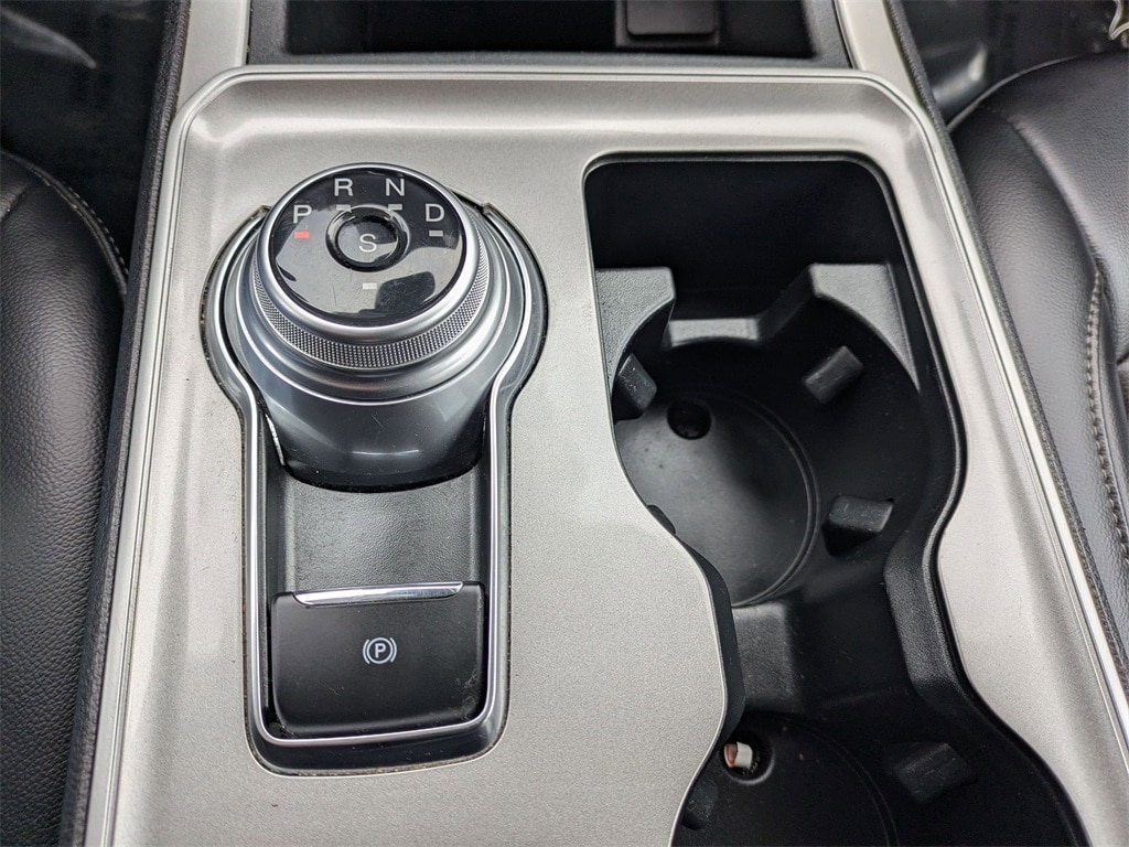 Thumbnail: 2024 Ford Edge - 24