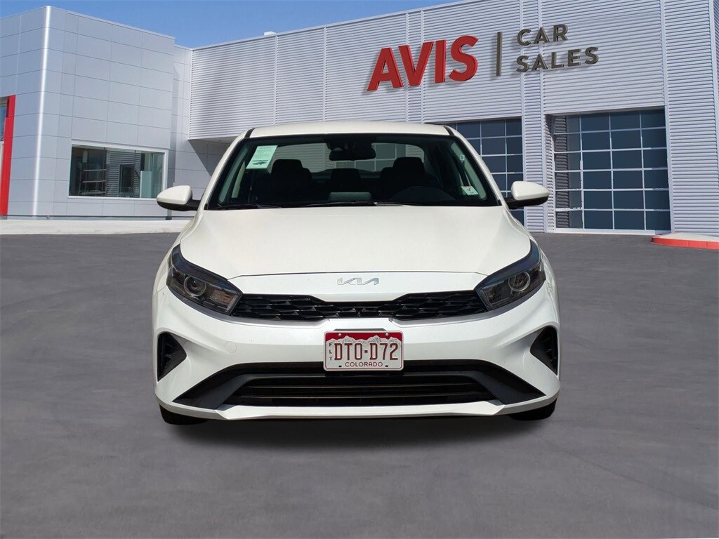 2024 Kia Forte LXS photo 2