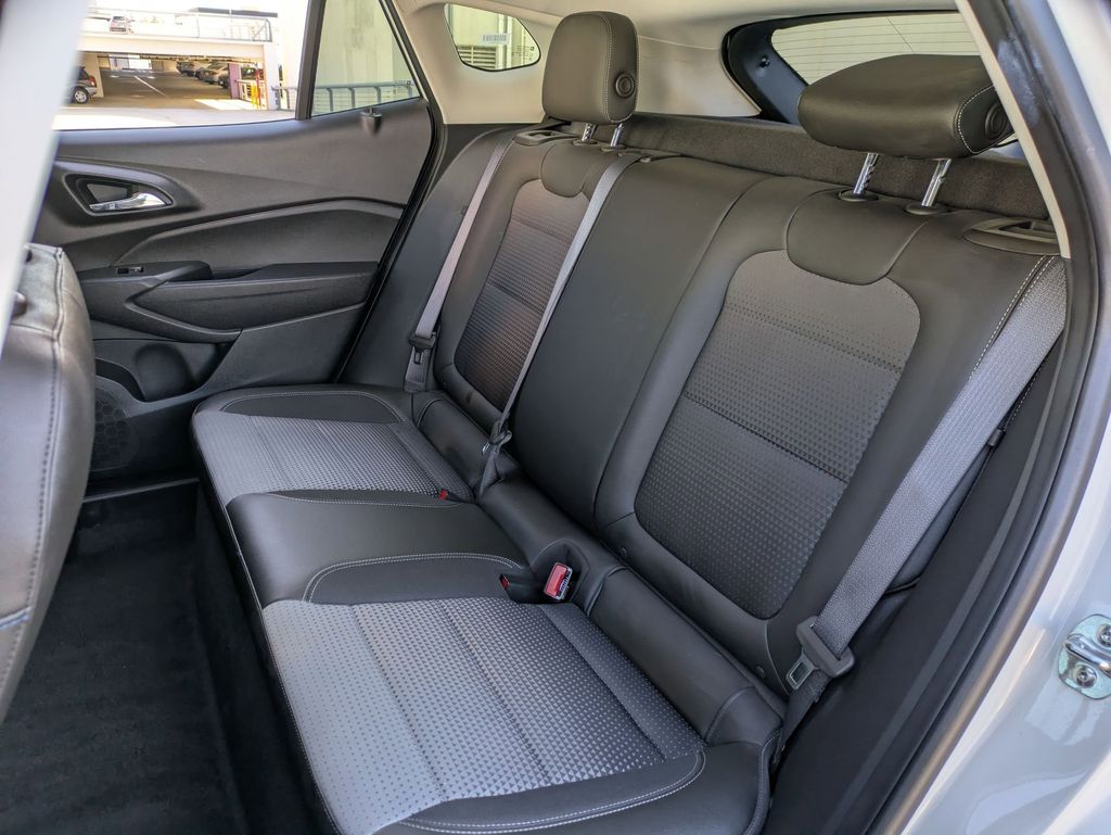 Thumbnail: 2025 Chevrolet Trax - 24