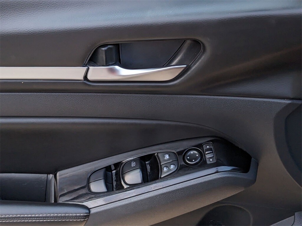 Thumbnail: 2023 Nissan Altima - 10