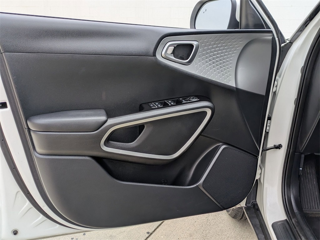 Thumbnail: 2024 Kia Soul - 11