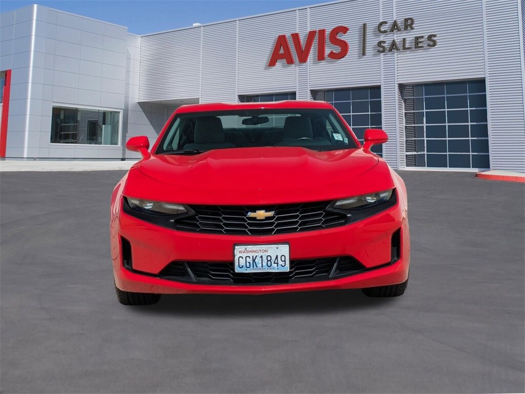 2023 Chevrolet Camaro 1LT photo 2