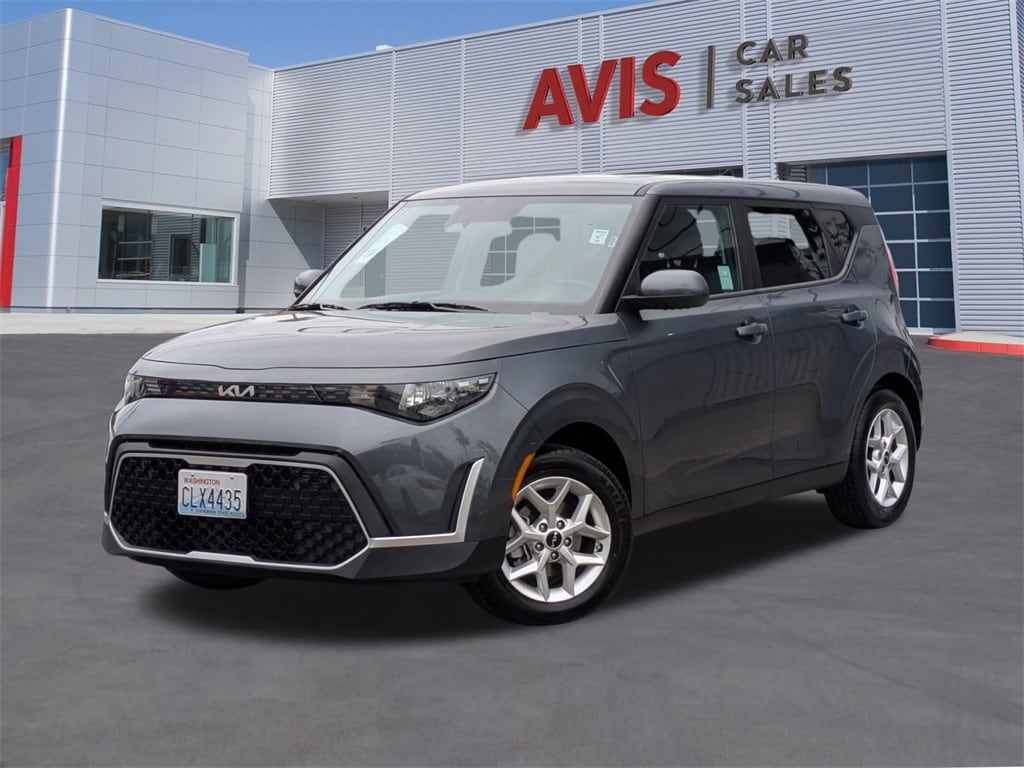 2024 Kia Soul LX's photo