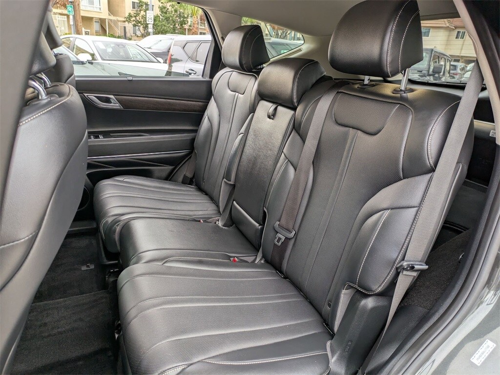 Thumbnail: 2024 Genesis GV80 - 24