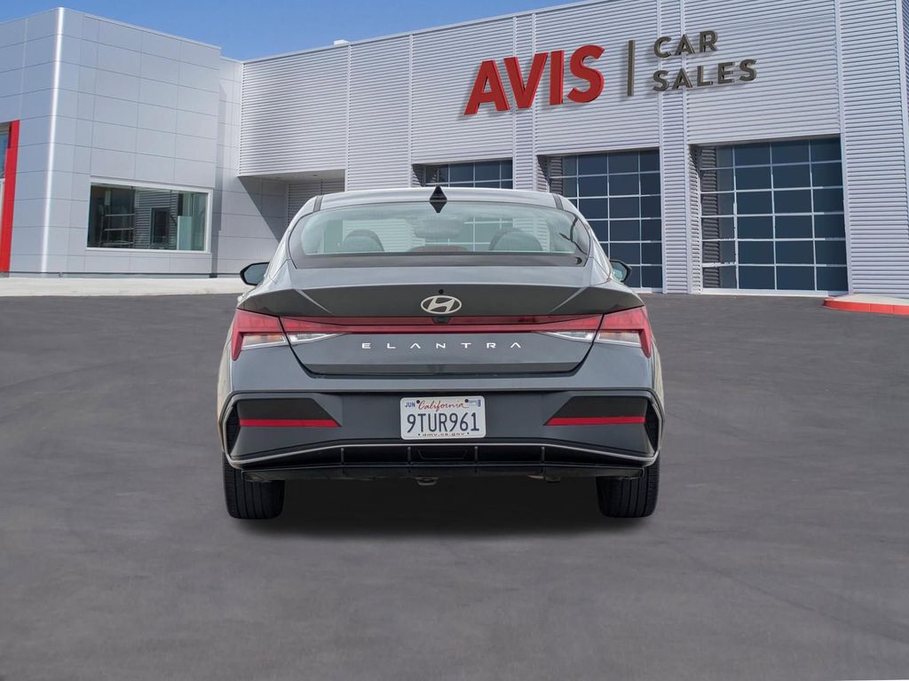 Thumbnail: 2025 Hyundai Elantra - 7