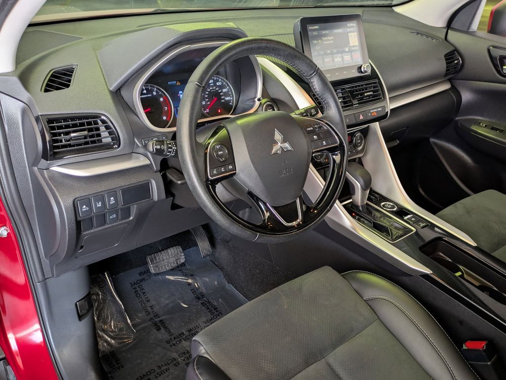 Thumbnail: 2025 Mitsubishi Eclipse Cross - 14
