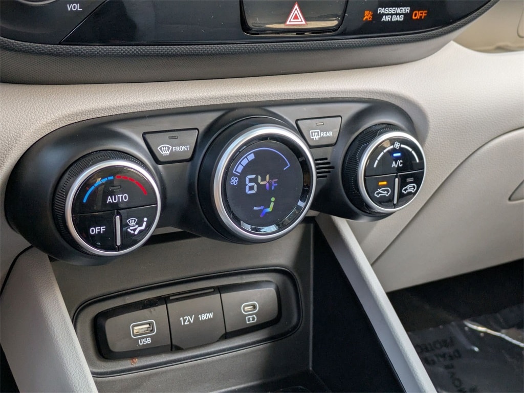 Thumbnail: 2025 Hyundai Venue - 17