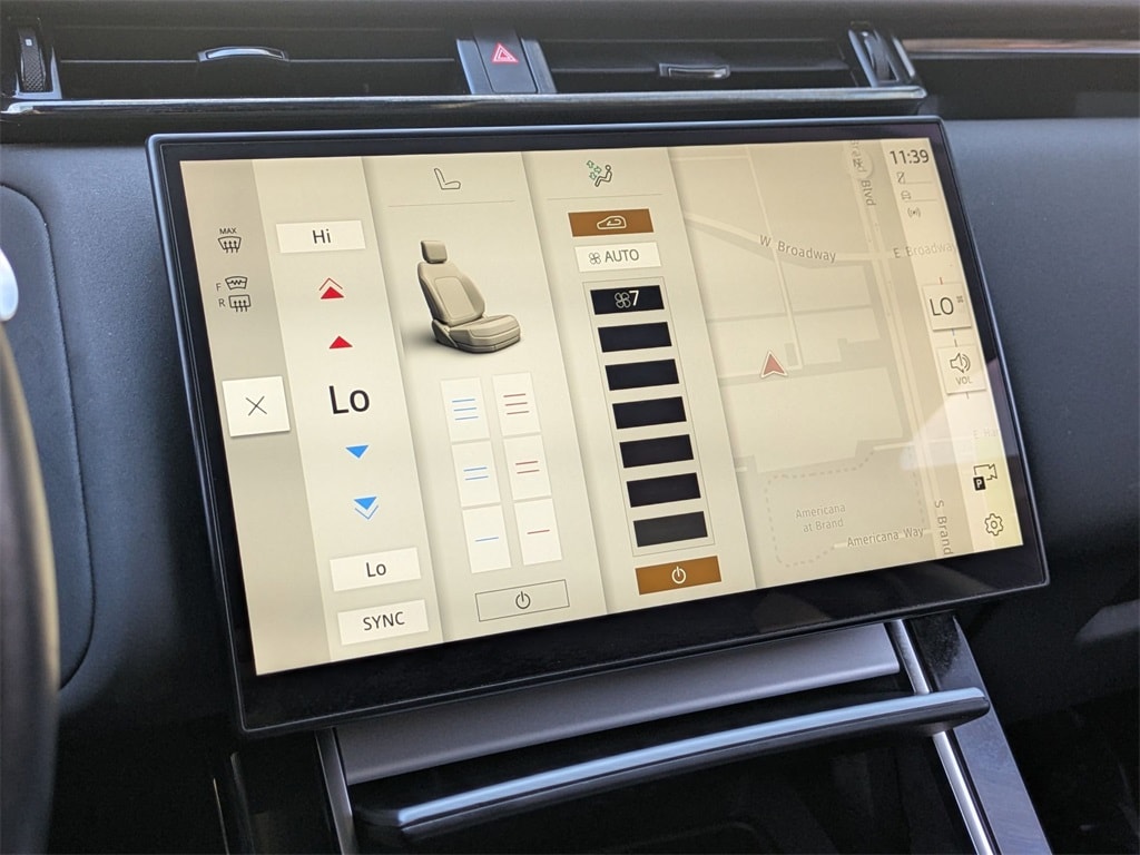 Thumbnail: 2024 Land Rover Range Rover Velar - 17