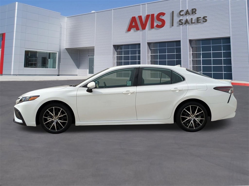 Thumbnail: 2023 Toyota Camry - 10