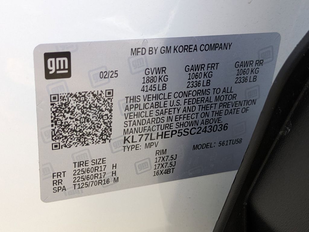 Thumbnail: 2025 Chevrolet Trax - 32