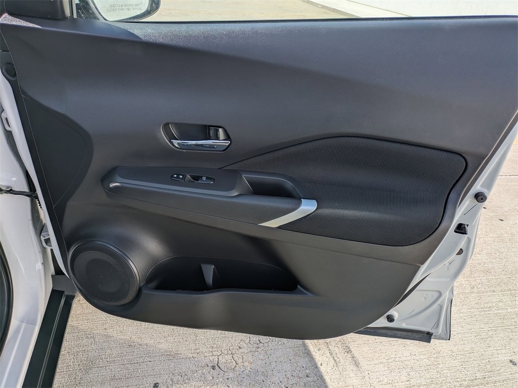 Thumbnail: 2024 Nissan Kicks - 30