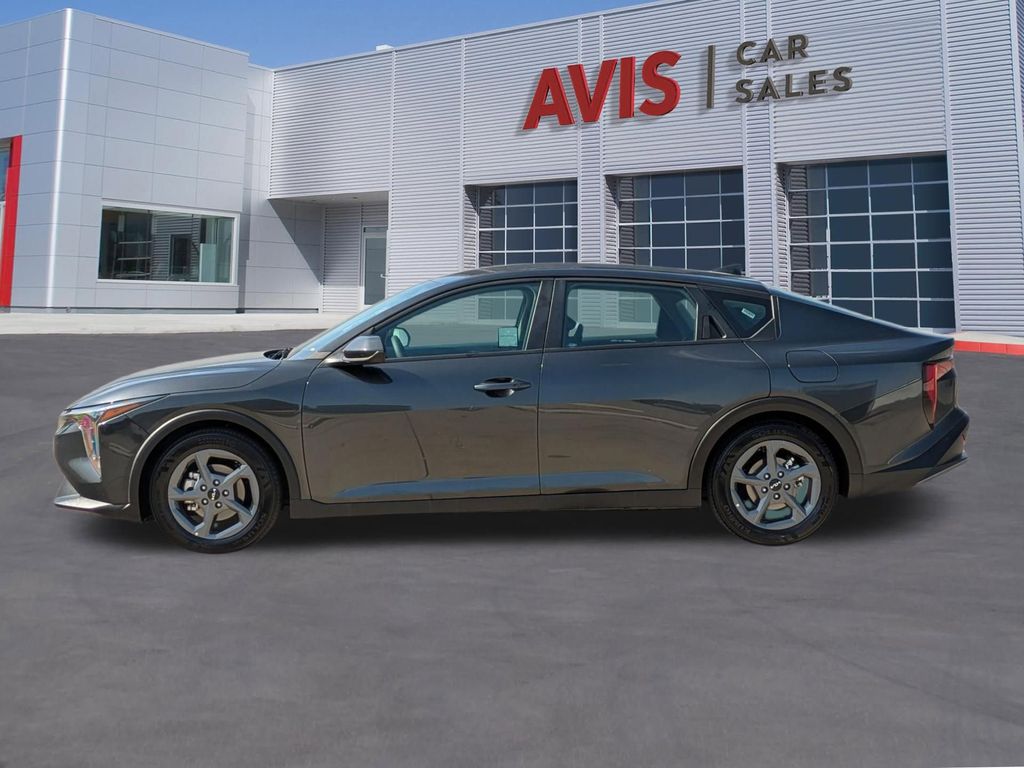 Thumbnail: 2025 Kia K4 - 10