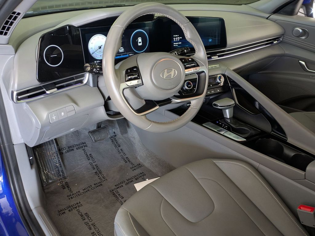 Thumbnail: 2025 Hyundai Elantra - 14