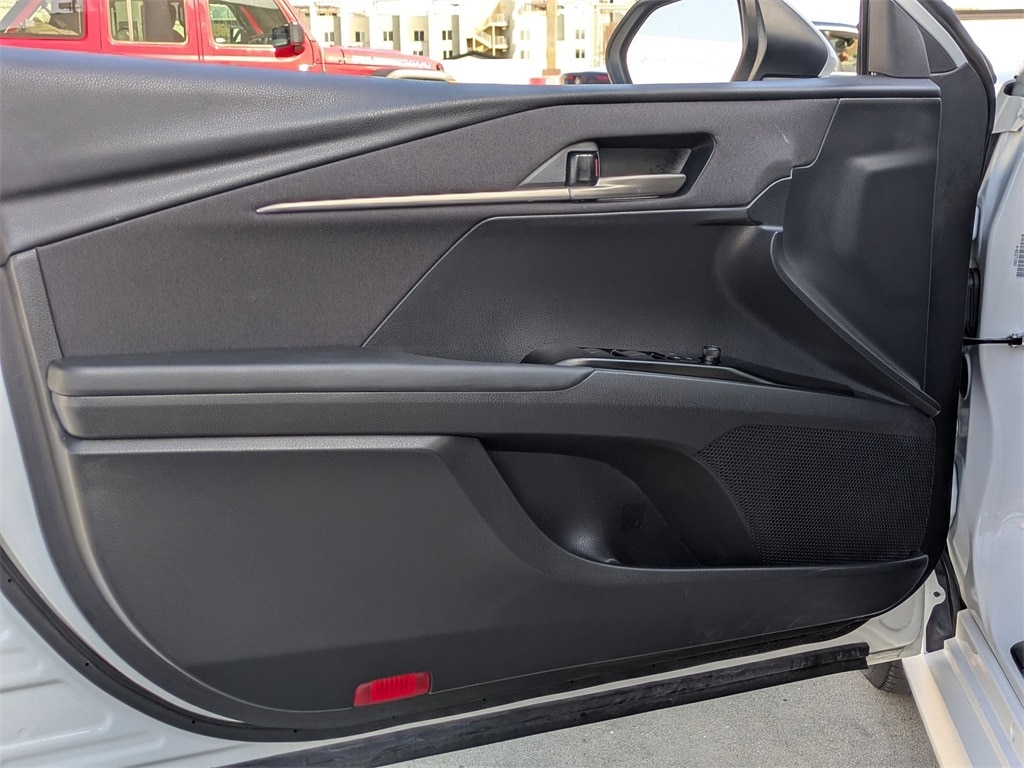 Thumbnail: 2025 Toyota Camry - 11