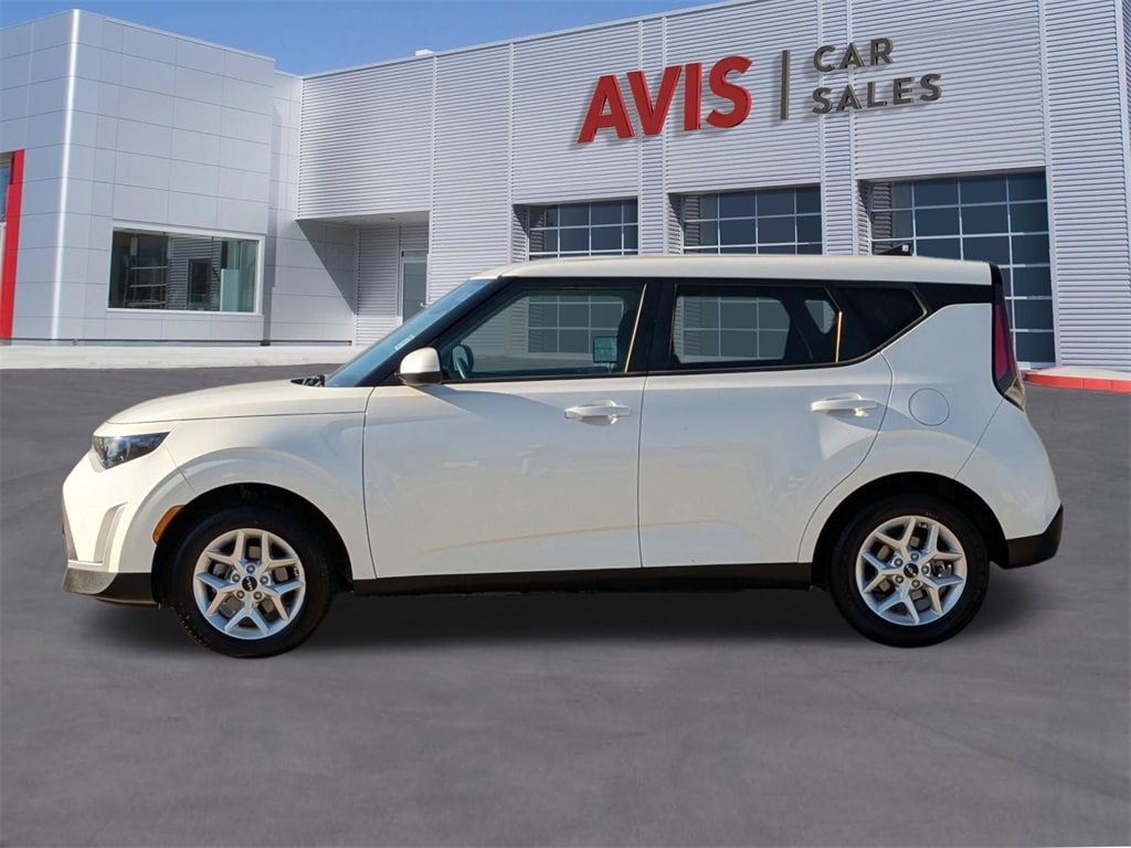 Thumbnail: 2023 Kia Soul - 10