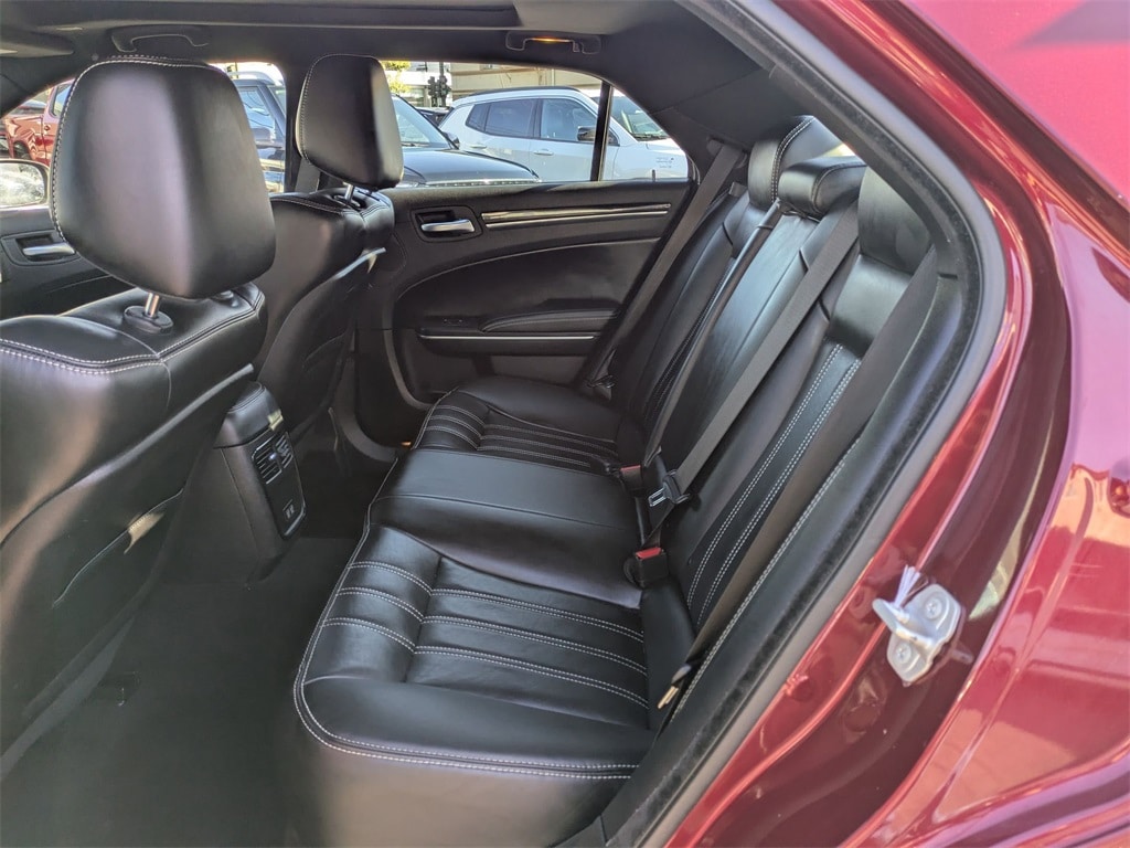 Thumbnail: 2023 Chrysler 300 - 29