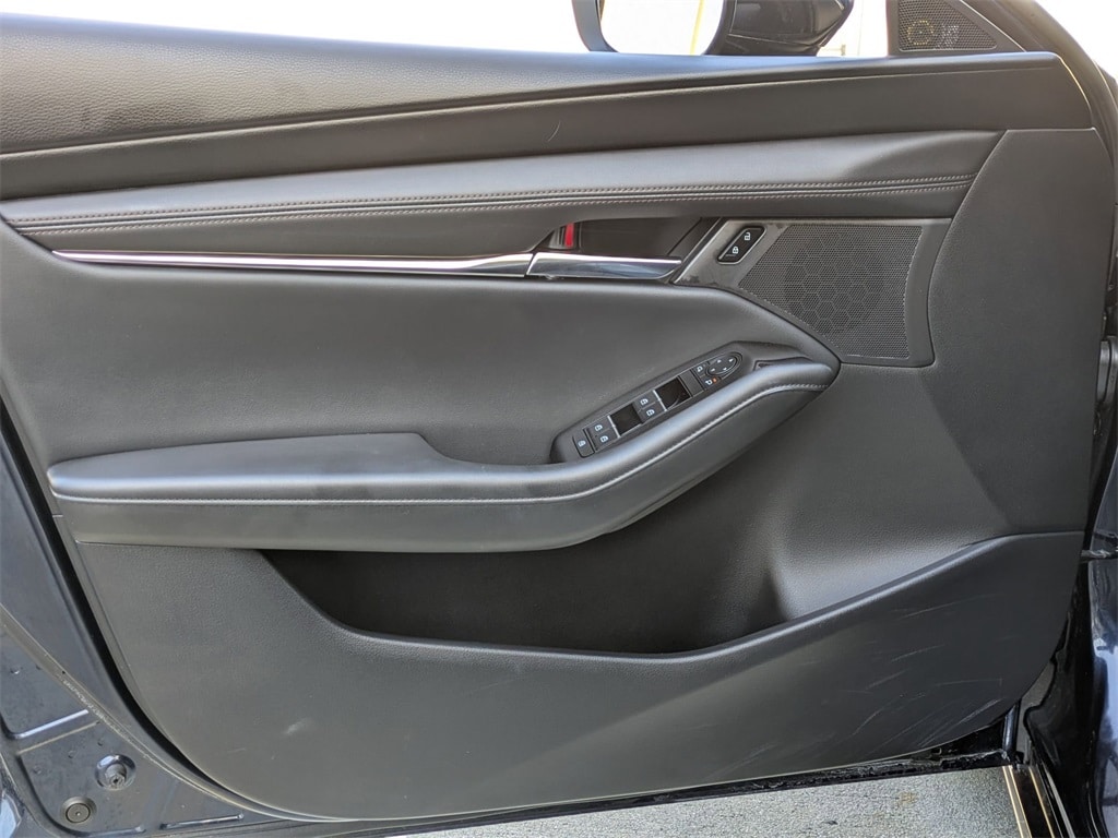 Thumbnail: 2025 Mazda Mazda3 - 11