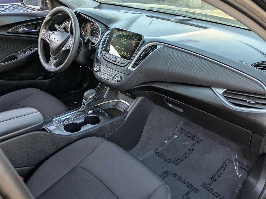 Thumbnail: 2023 Chevrolet Malibu - 29