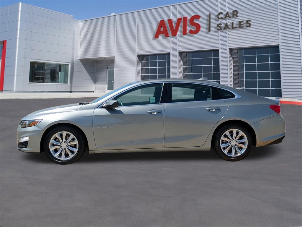 Thumbnail: 2023 Chevrolet Malibu - 10