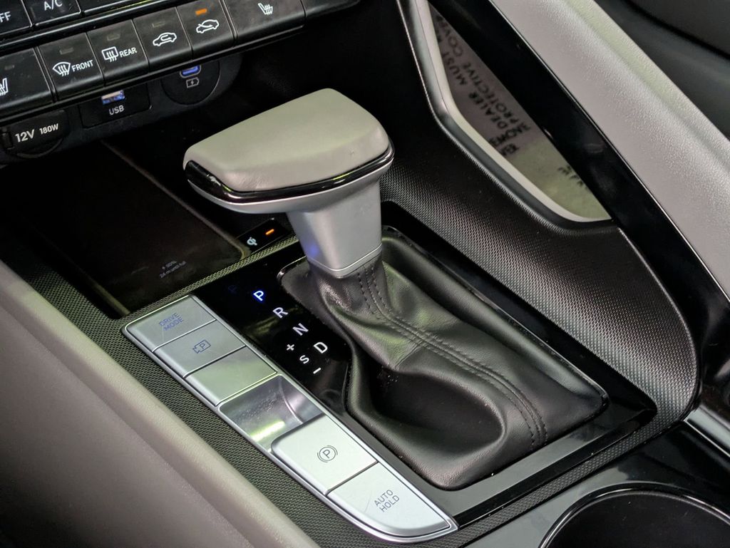 Thumbnail: 2025 Hyundai Elantra - 18