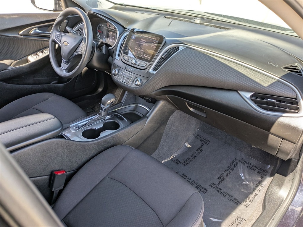 Thumbnail: 2023 Chevrolet Malibu - 29