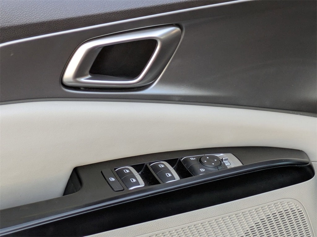 Thumbnail: 2024 Kia Carnival - 13