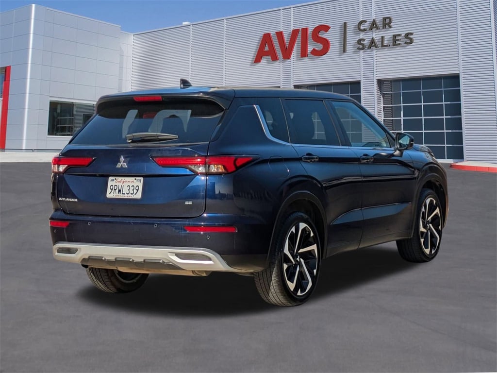 Thumbnail: 2024 Mitsubishi Outlander - 6