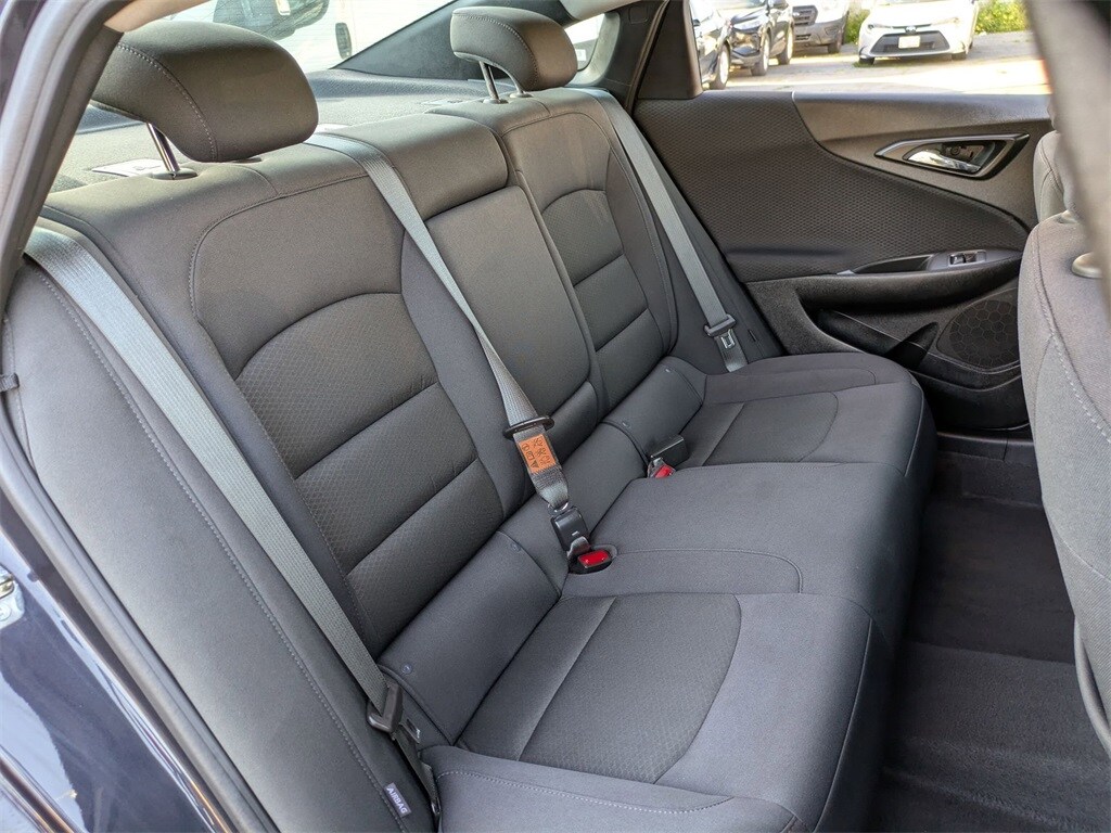 Thumbnail: 2023 Chevrolet Malibu - 27
