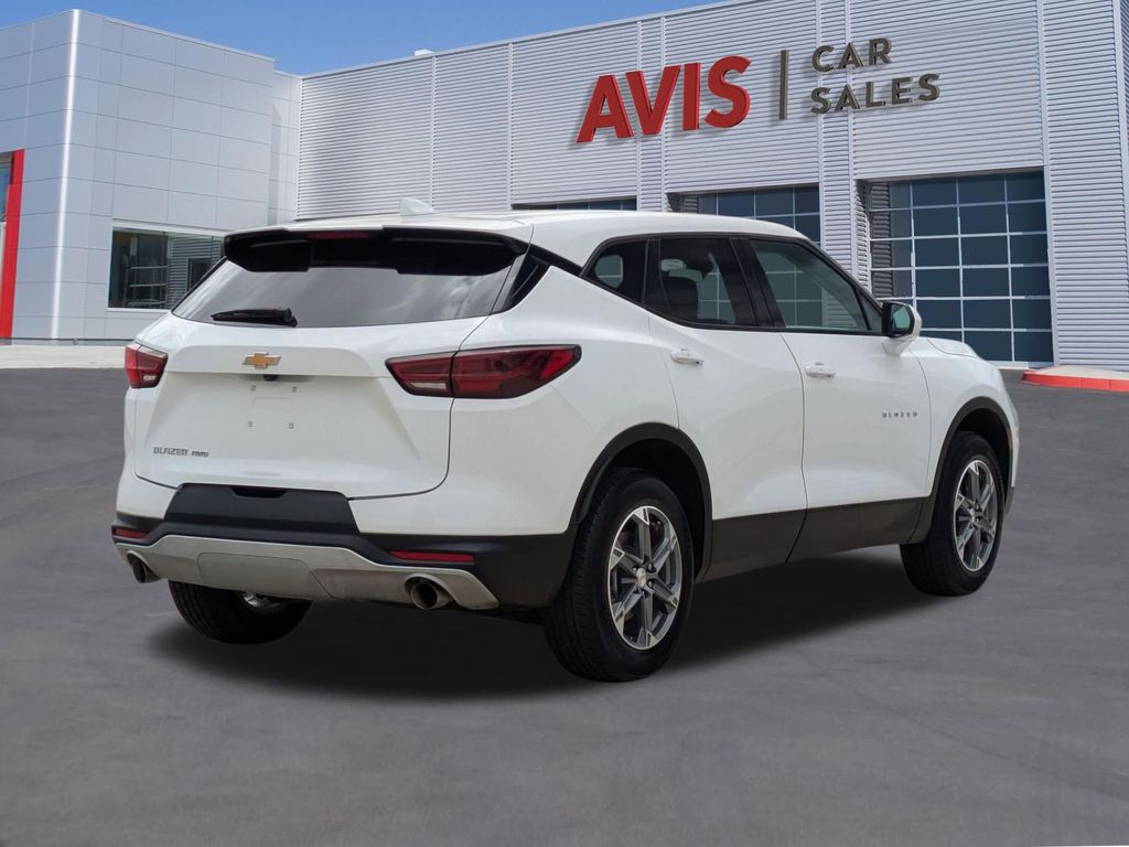 Thumbnail: 2025 Chevrolet Blazer - 6