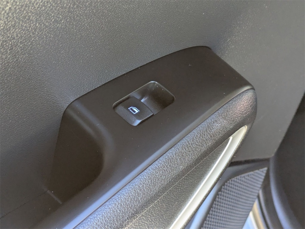 Thumbnail: 2023 Kia Soul - 28