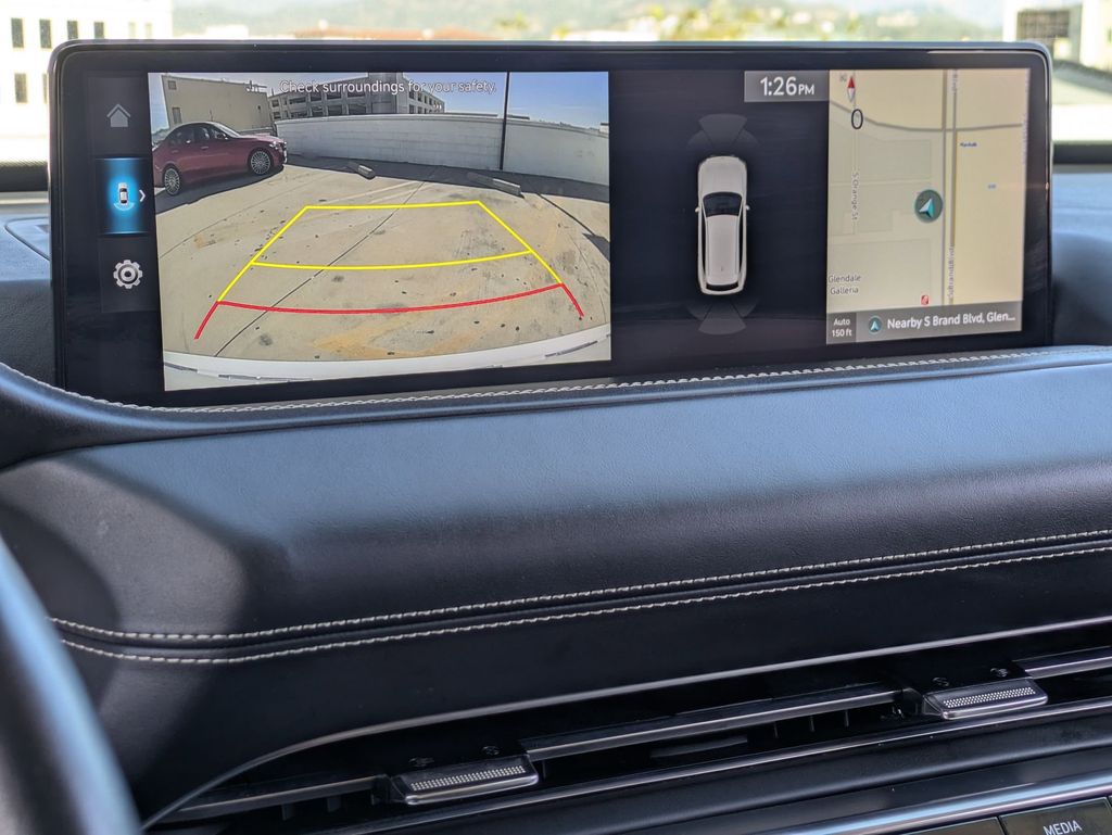 Thumbnail: 2024 Genesis GV80 - 16