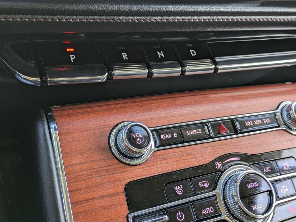 Thumbnail: 2024 Lincoln Aviator - 20