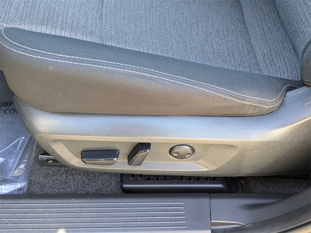 Thumbnail: 2023 Nissan Rogue - 14