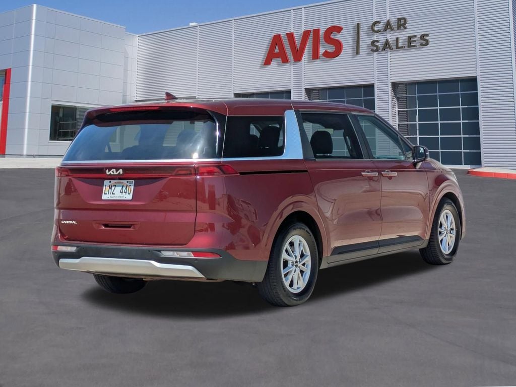Thumbnail: 2023 Kia Carnival - 6