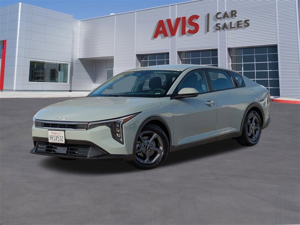 2025 Kia K4