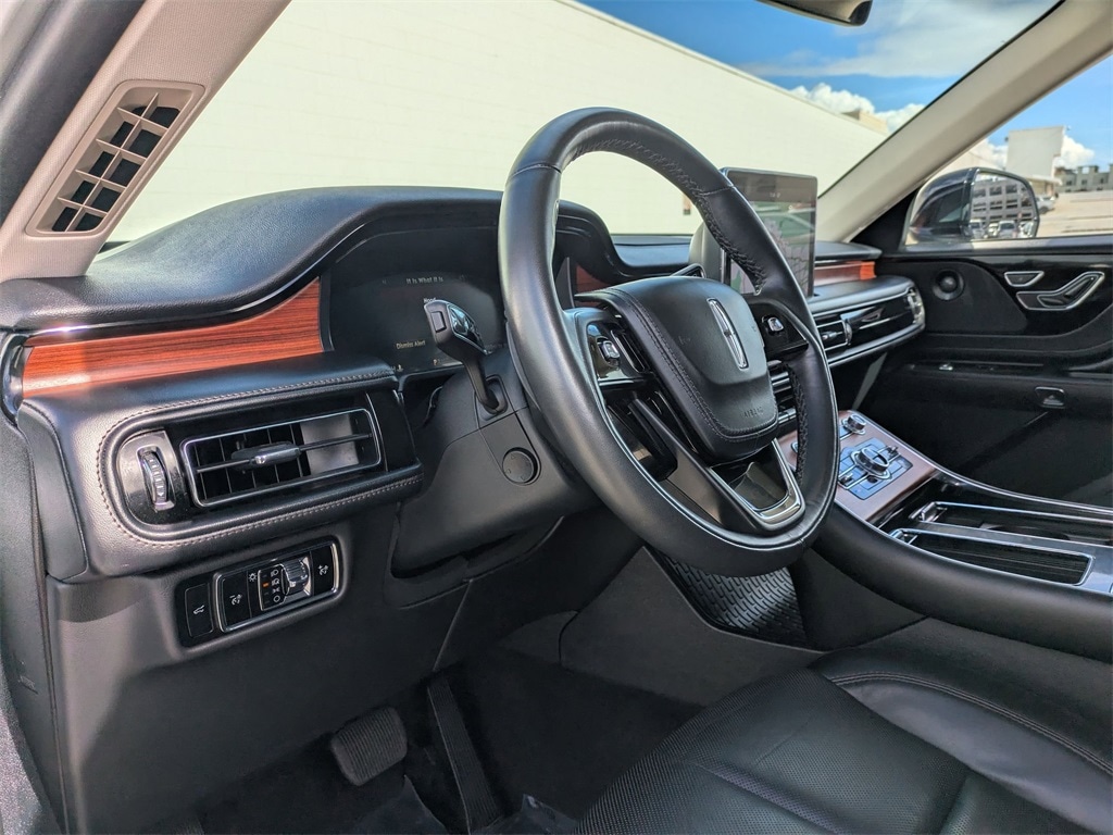 Thumbnail: 2024 Lincoln Aviator - 15