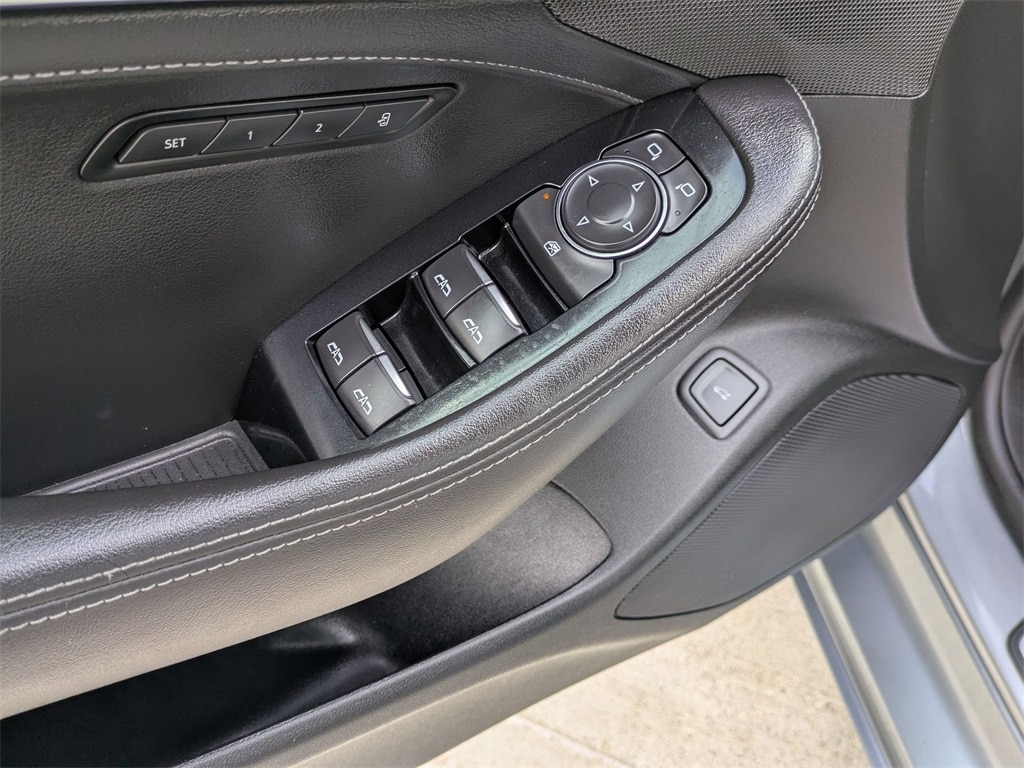 Thumbnail: 2023 Cadillac CT5 - 13