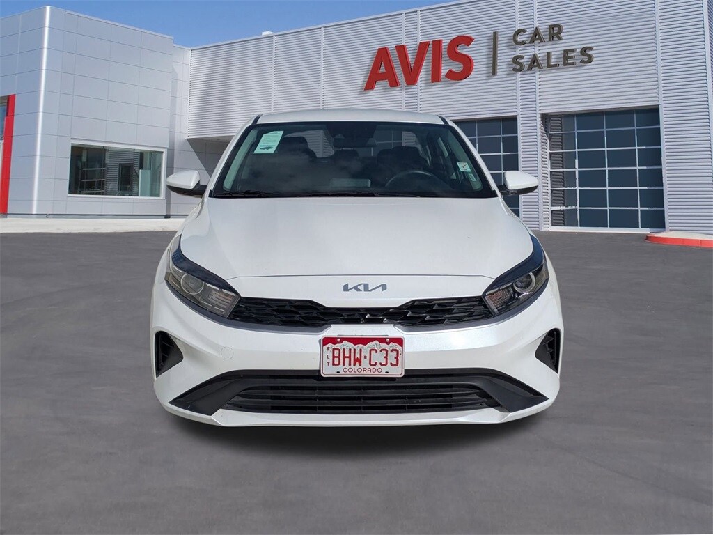 2023 Kia Forte LXS photo 2
