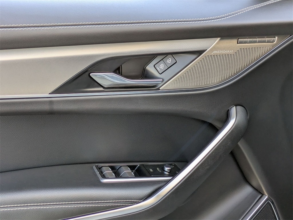 Thumbnail: 2024 Jaguar F-Pace - 13