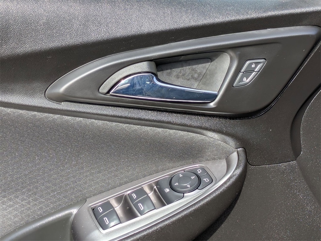 Thumbnail: 2023 Chevrolet Malibu - 13