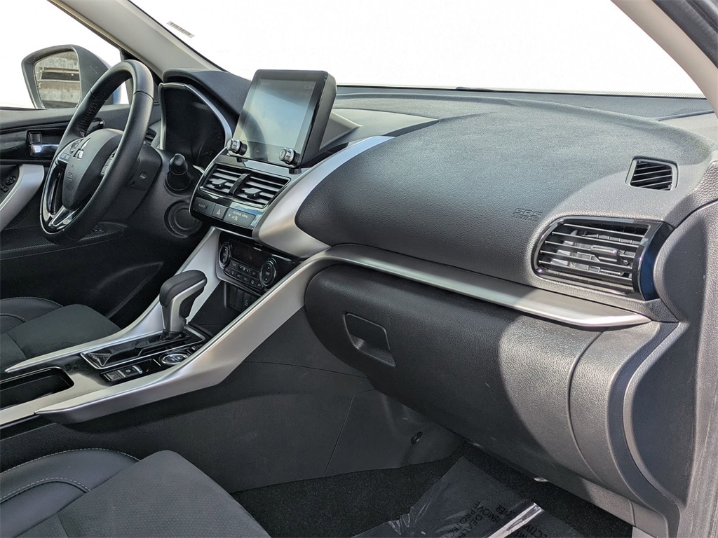 Thumbnail: 2025 Mitsubishi Eclipse Cross - 32