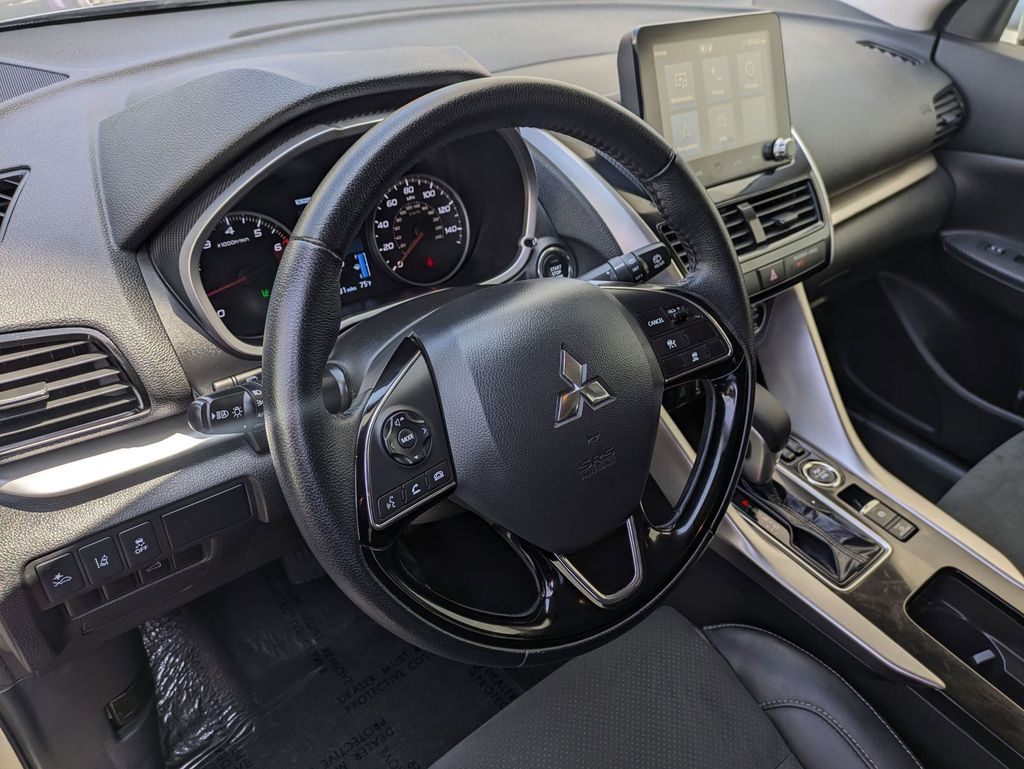 Thumbnail: 2025 Mitsubishi Eclipse Cross - 33