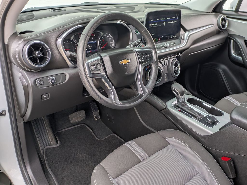 Thumbnail: 2025 Chevrolet Blazer - 14