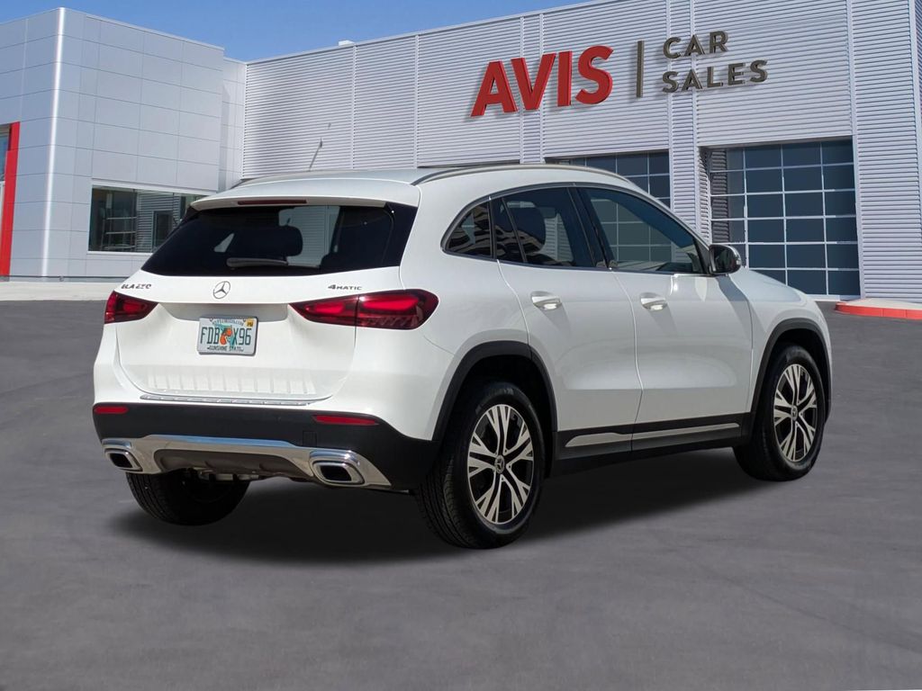 Thumbnail: 2025 Mercedes-Benz GLA - 6