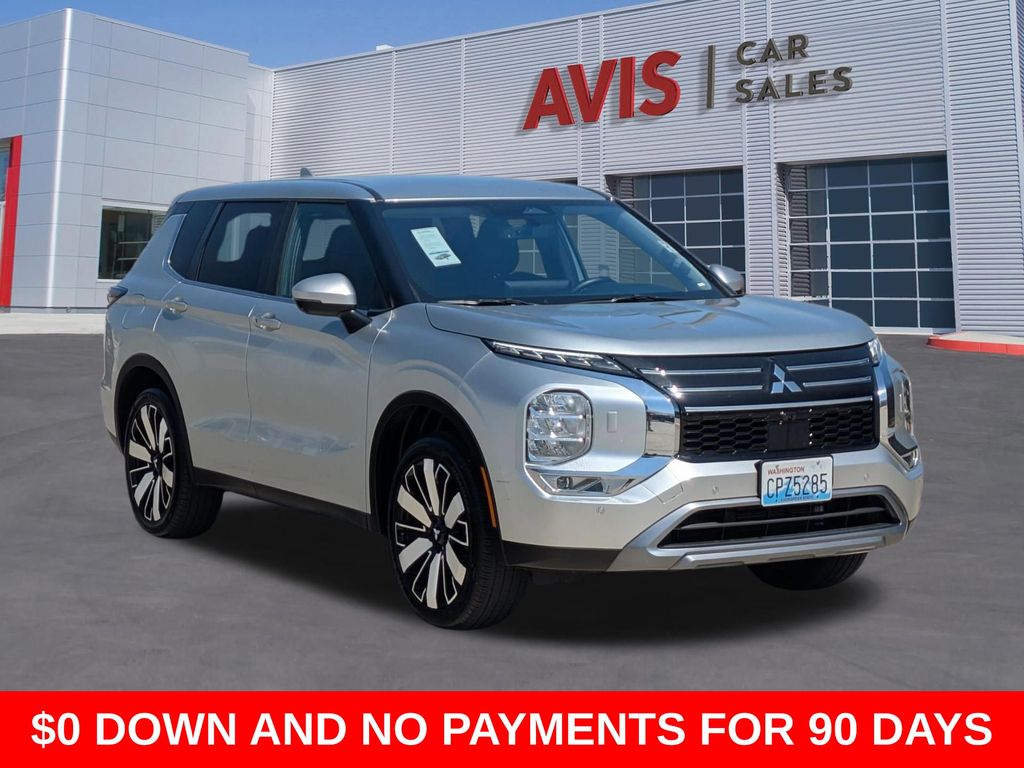 Thumbnail: 2025 Mitsubishi Outlander - 3