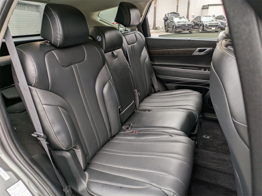 Thumbnail: 2024 Genesis GV80 - 27