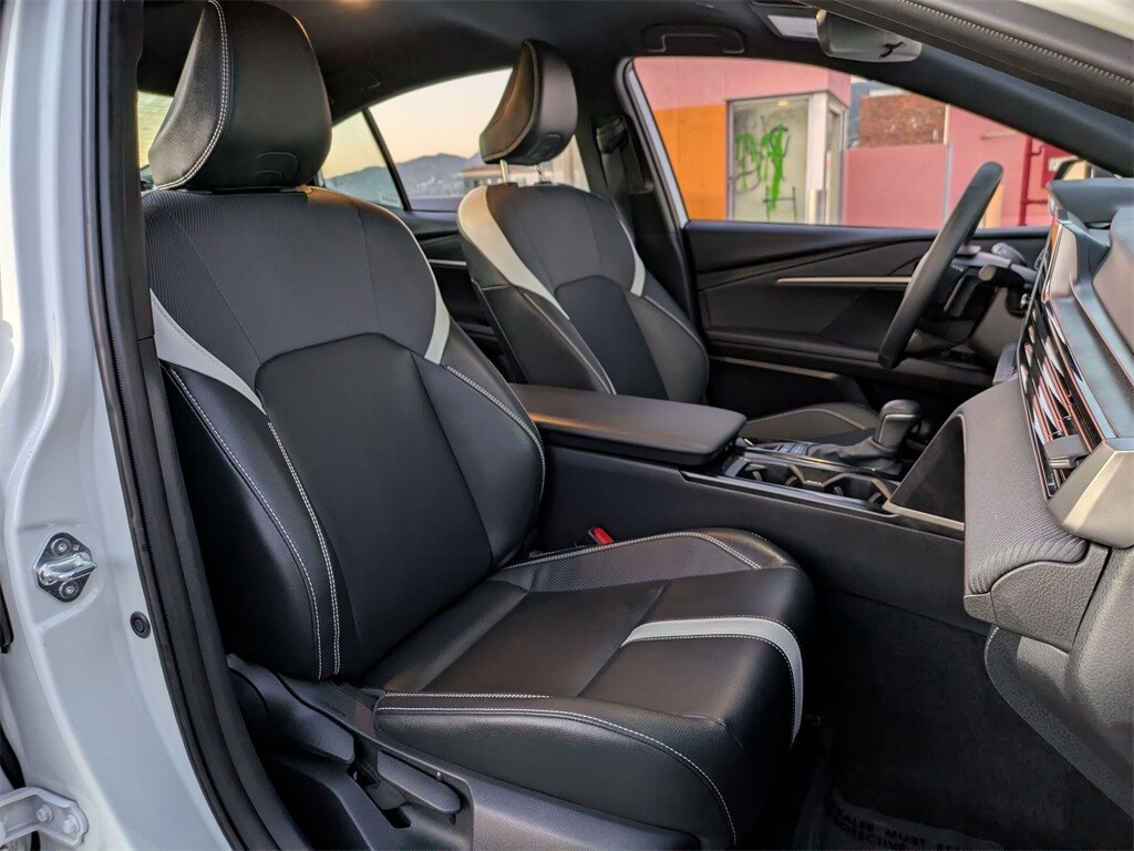 Thumbnail: 2025 Toyota Camry - 28