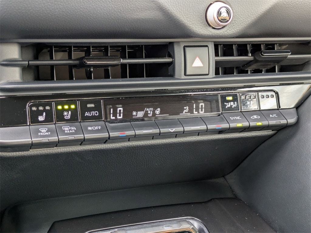 Thumbnail: 2024 Toyota Crown - 18